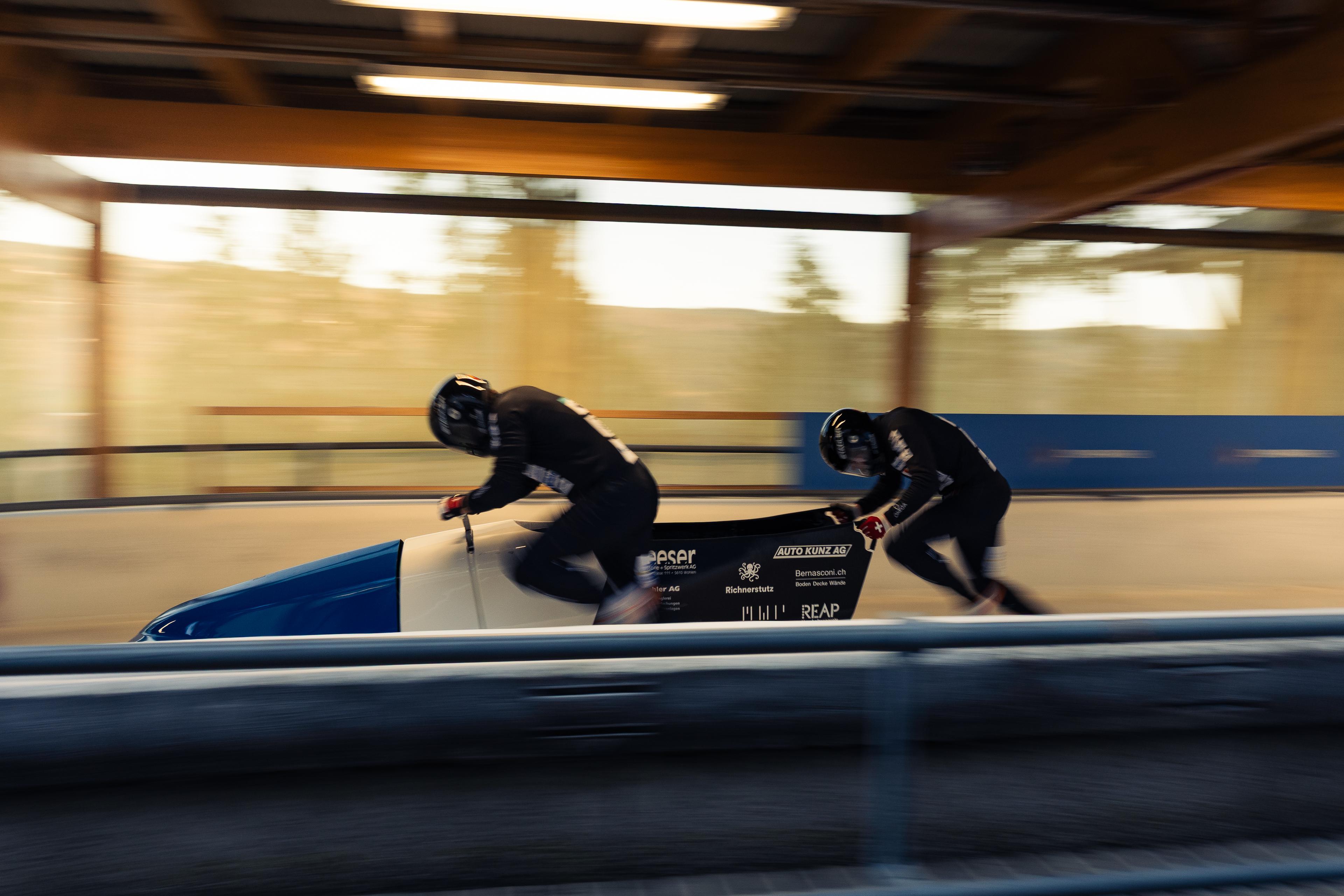 Mario Aeberhard - Schweizer Bobsleigh Athlet und Vize-Juniorenweltmeister im Bobsleigh auf dem Weg zu den Olympischen Spielen 2026